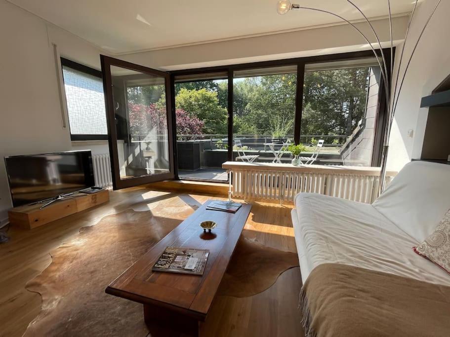 Grosse Loft- Glueck Im Gruenen Apartment Rosrath